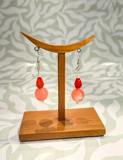 Boucles d'oreilles et boule de cristal